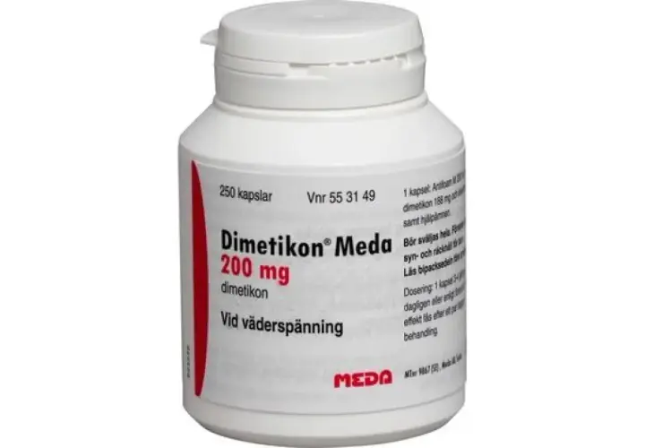 En burk Dimetikon Meda 200 mg kapslar, ett läkemedel som kan lindra symtom vid IBS och väderspänning.