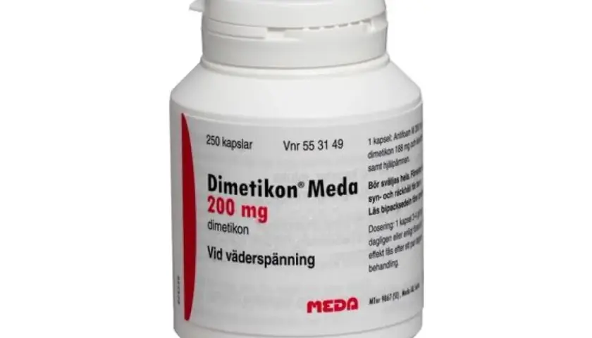 En burk Dimetikon Meda 200 mg kapslar, ett läkemedel som kan lindra symtom vid IBS och väderspänning.